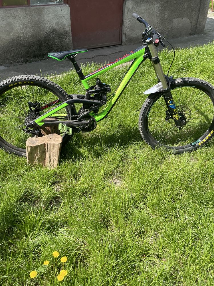 Vand/Schimb cu enduro full Scott Gambler 720 Cu Acte