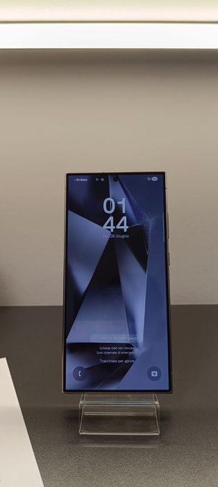 Samsung Galaxy S24 ultra facem personal comanda