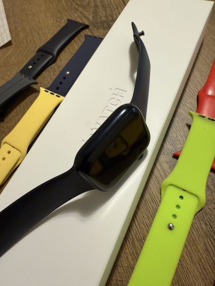apple watch 7 45mm GPS + Cellular