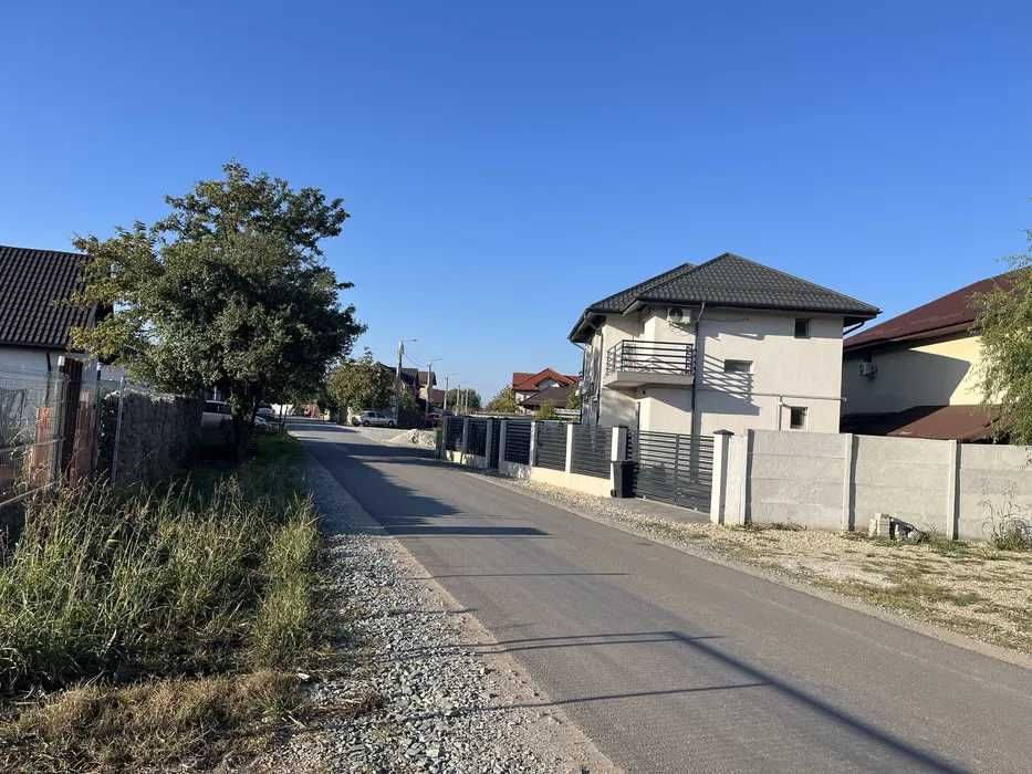 Teren 420 mp utili Gaz, Curent electric, Asfalt- str.Ciresilor