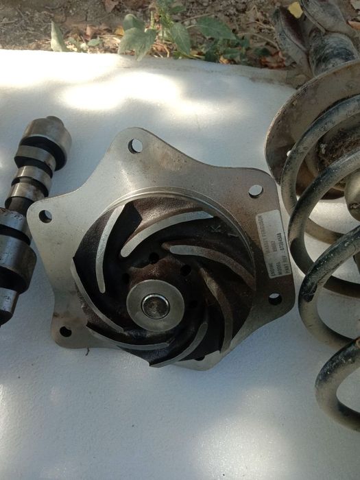 Продаются автозапчасти для Лада калина