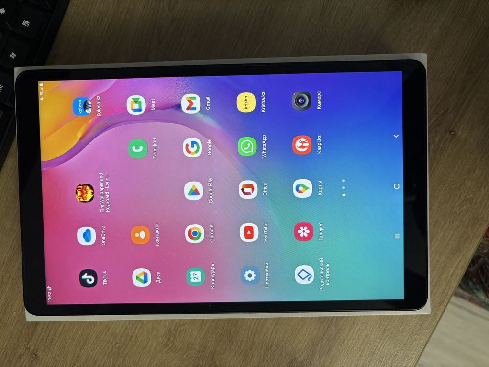 Продам планшет Samsung Galaxy Tab A