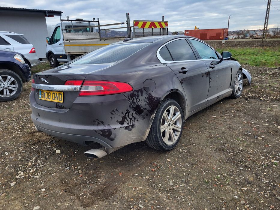 AVARIAT Jaguar XF 2010 Luna 10 3.0 Diesel euro 5 306DT Motor Range Rov