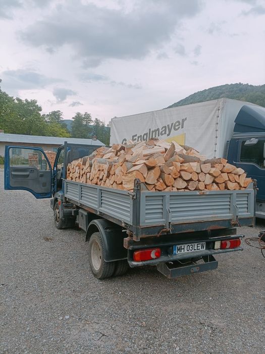 Lemn de foc  Buștean și spart plaletizat