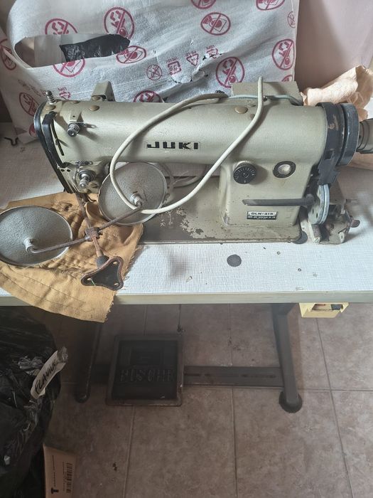 Vand Mașină de cusut juki dln-415