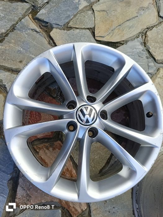 Vând jante originale Volkswagen
