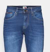 Vând blugi originali Tommy Jeans, mărime L