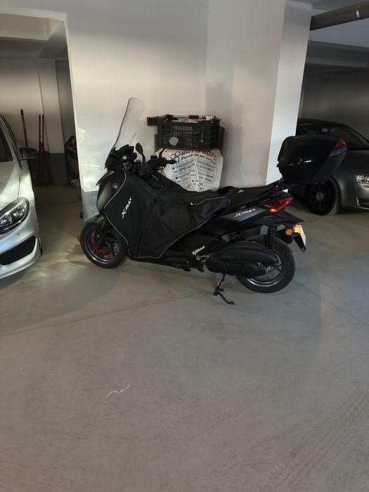 Yamaha Xmax Tech 125 cat A/B