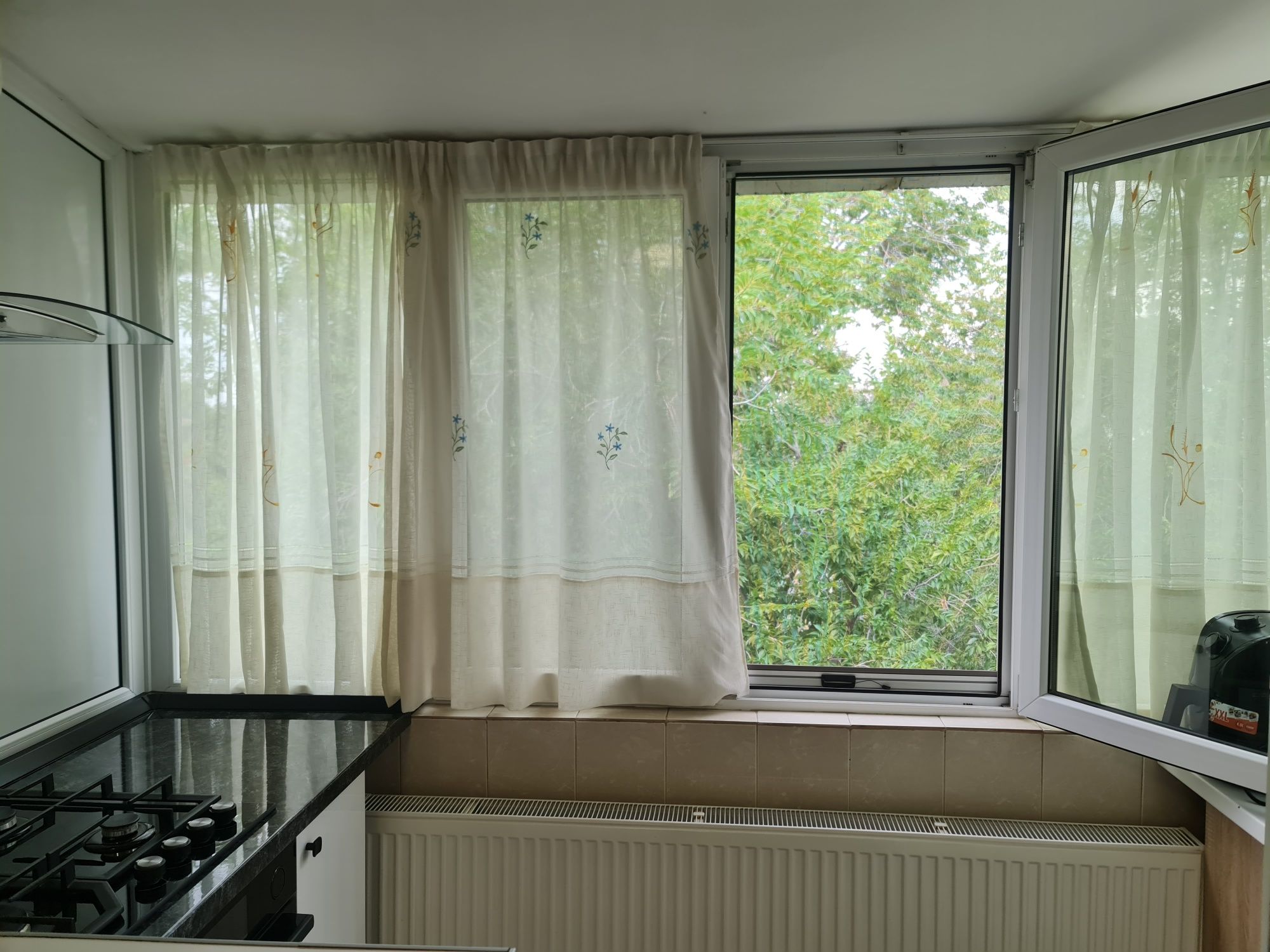 Vând apartament cu 3camere decomandat