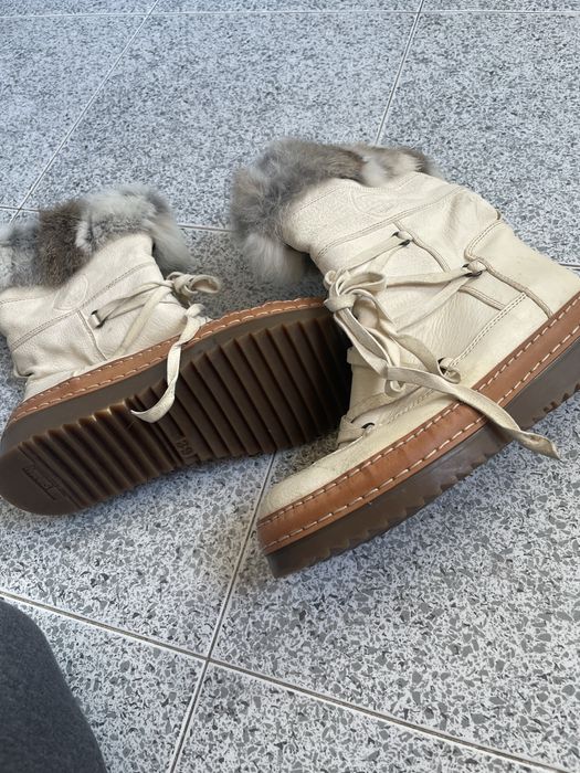 Дамски боти бели