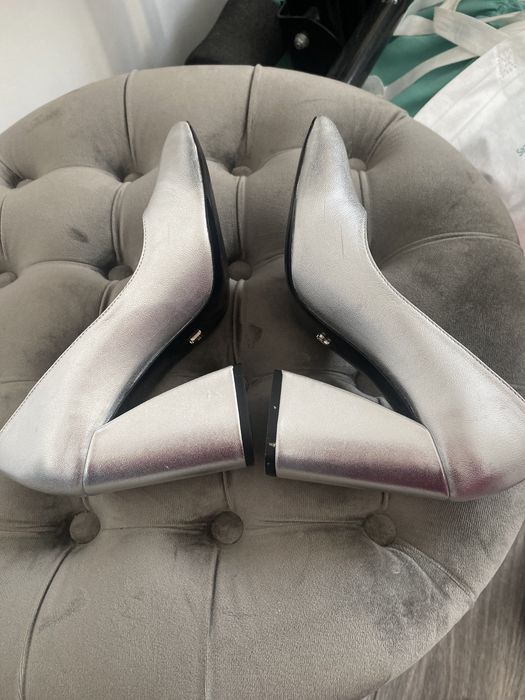 Pantofi argintii Il Passo din piele