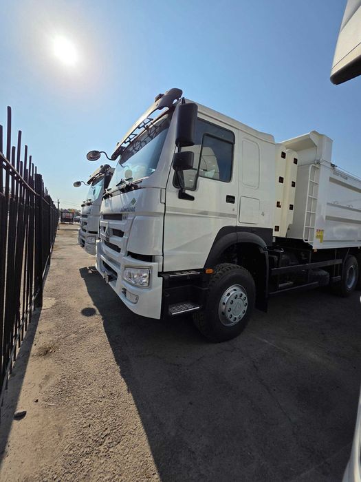 Хово самосвал 25 тонналикзавод Метан газлик, 10 тонналик Дизель.