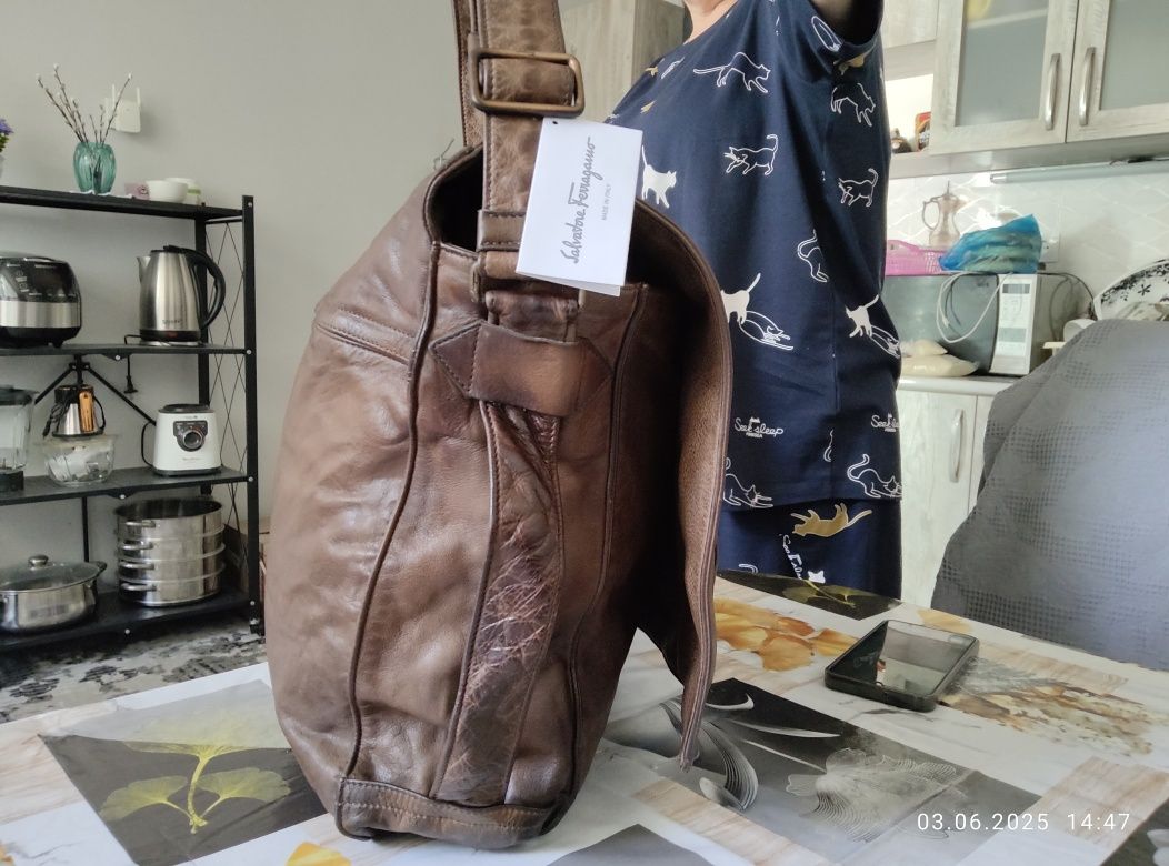 Сумка salvatore ferragamo размер L