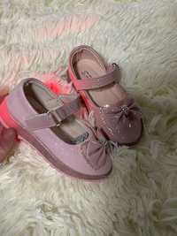 Pantofi cu luminițe pentru fetițe