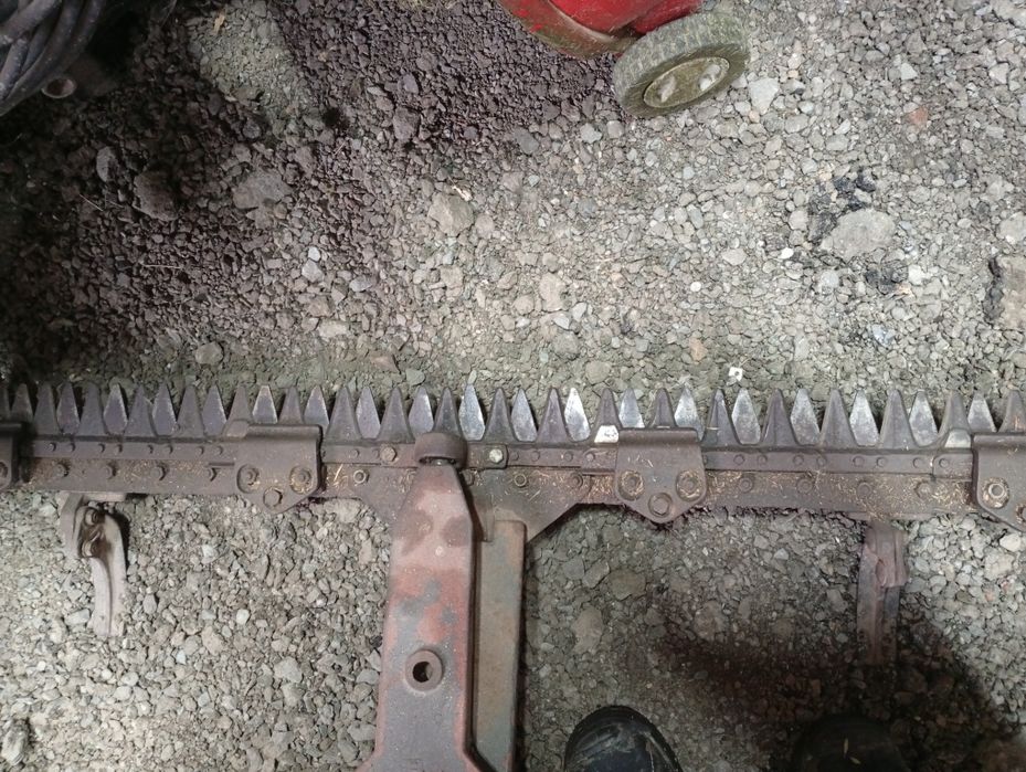 Motocositoare pe benzina cu lamă 120 cm