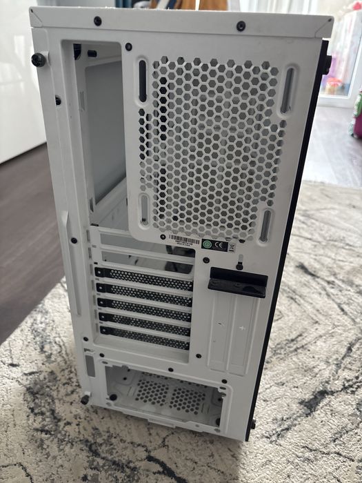 Carcasa alba PC Corsair