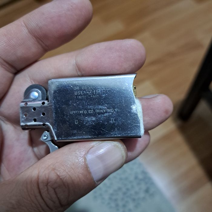 Bricheta Zippo Nos