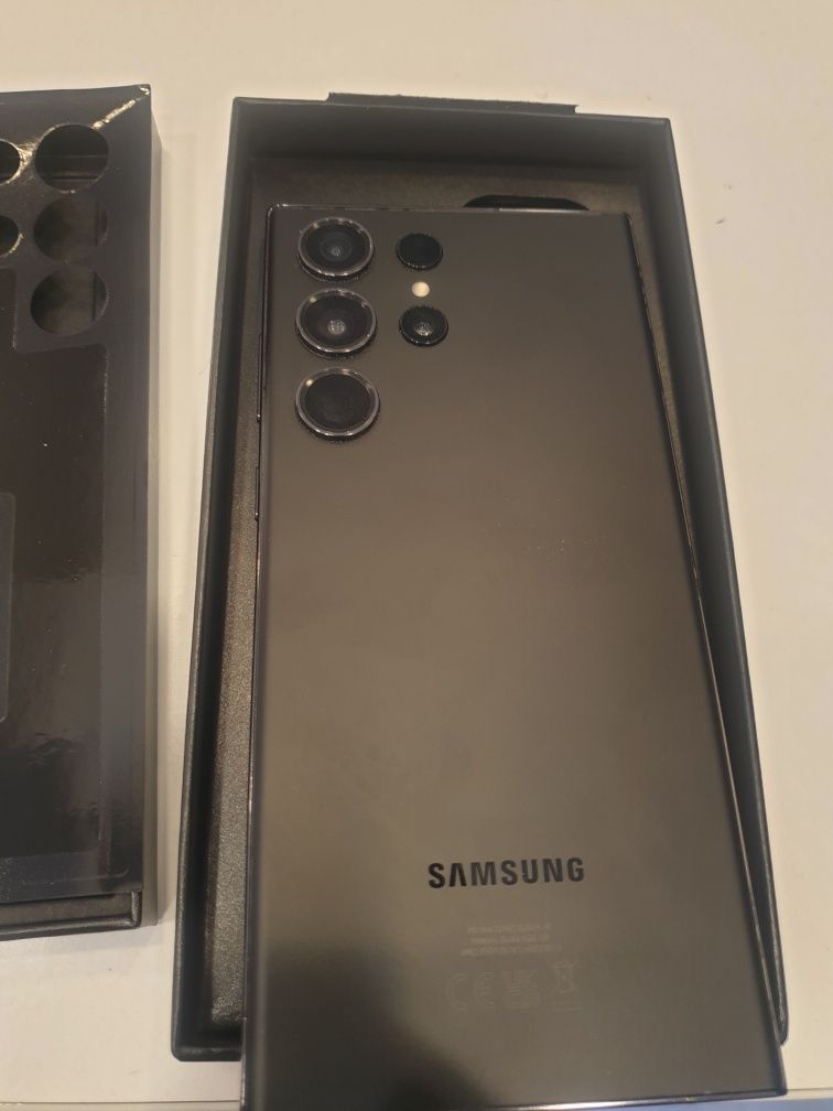 S23ultra 256gb като нов