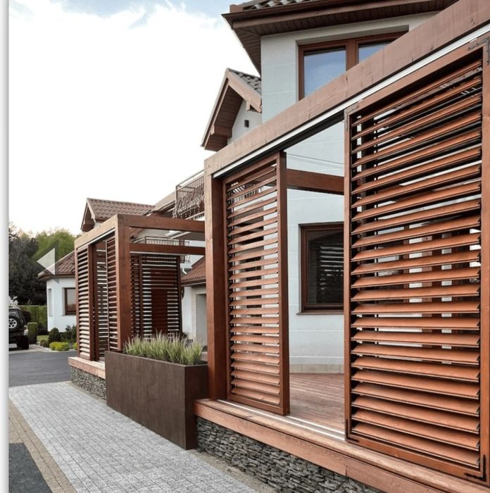 Vând  foișoare  de gradina