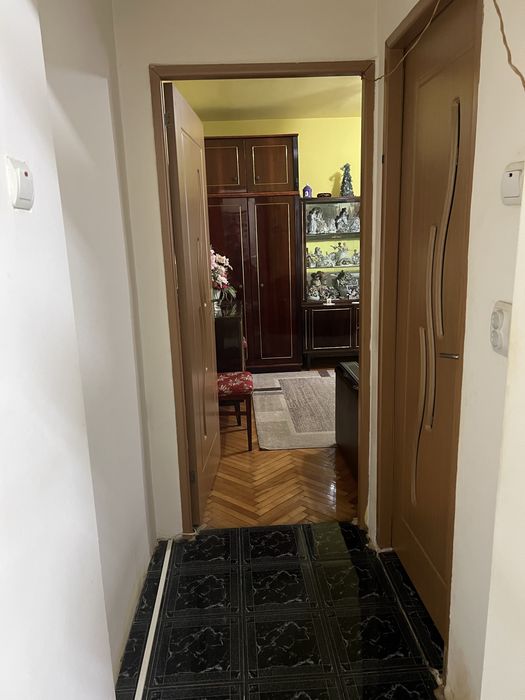 Vând apartament 2 camere