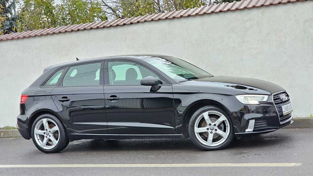 Audi A3 8V Facelift 2018 1.5TSI 150cp S-Tronic Hatchback / Impecabila