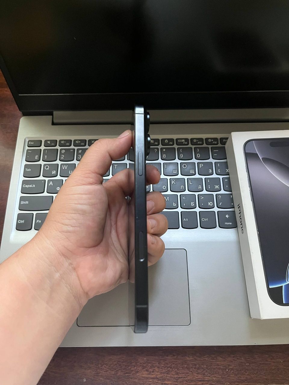 iPhone 16 Pro Max 100yomkst 54 sikl ideal karobka dokument