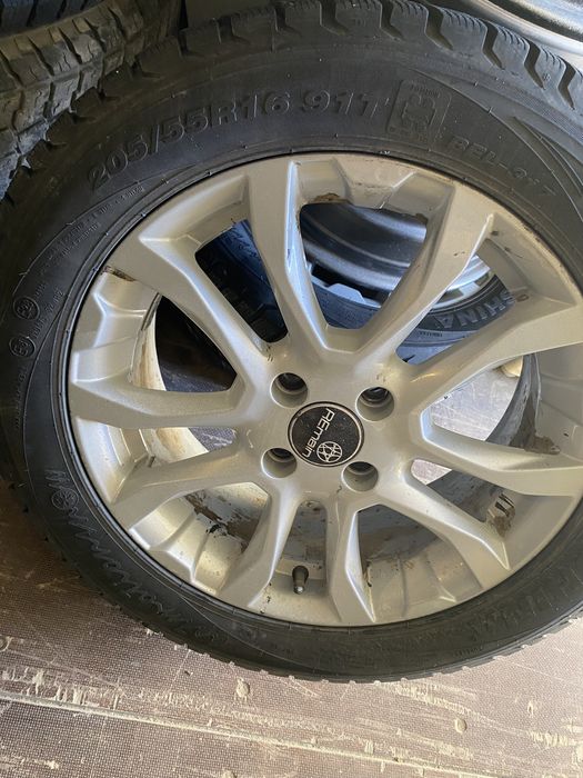 Продаем диски с резиной