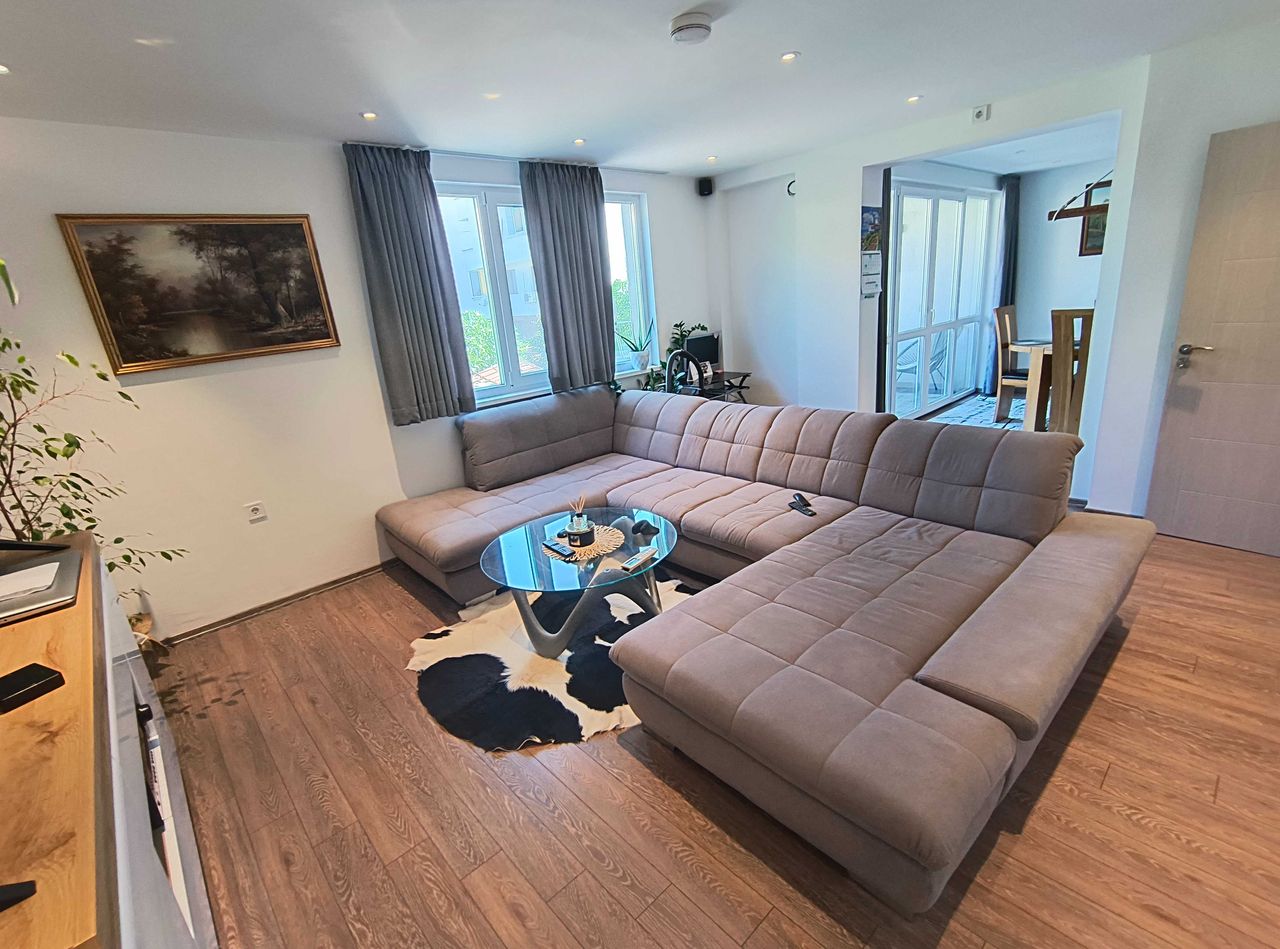 Продава се Тристаен апартамент в Стара Загора, Ремиза - 100 кв.м за 1480 €/кв.м - Снимка #5