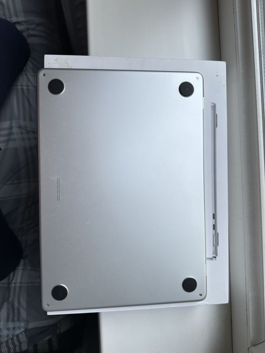 Macbook 2022 / M2 / 256 гб