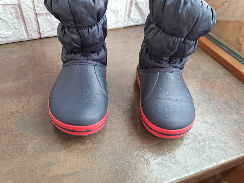 детски ботуши,зимни обувки,боти,апрески,Crocs номер25 за момче