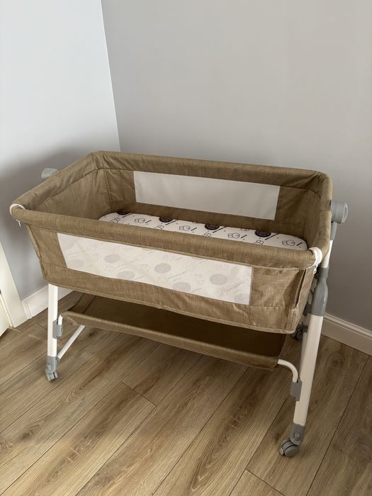 Детская кровать-манеж цвет бежевый