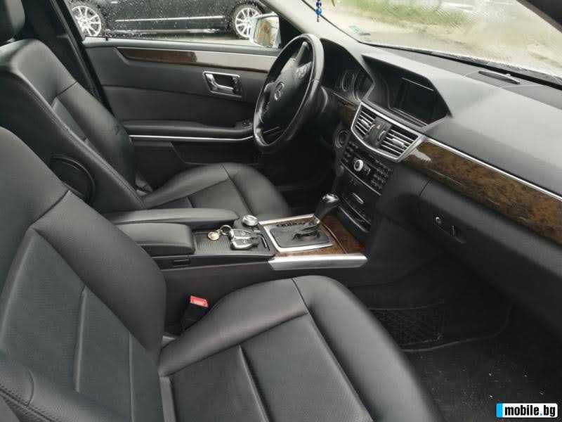 Mercedes-Benz E 250 2500 cm3