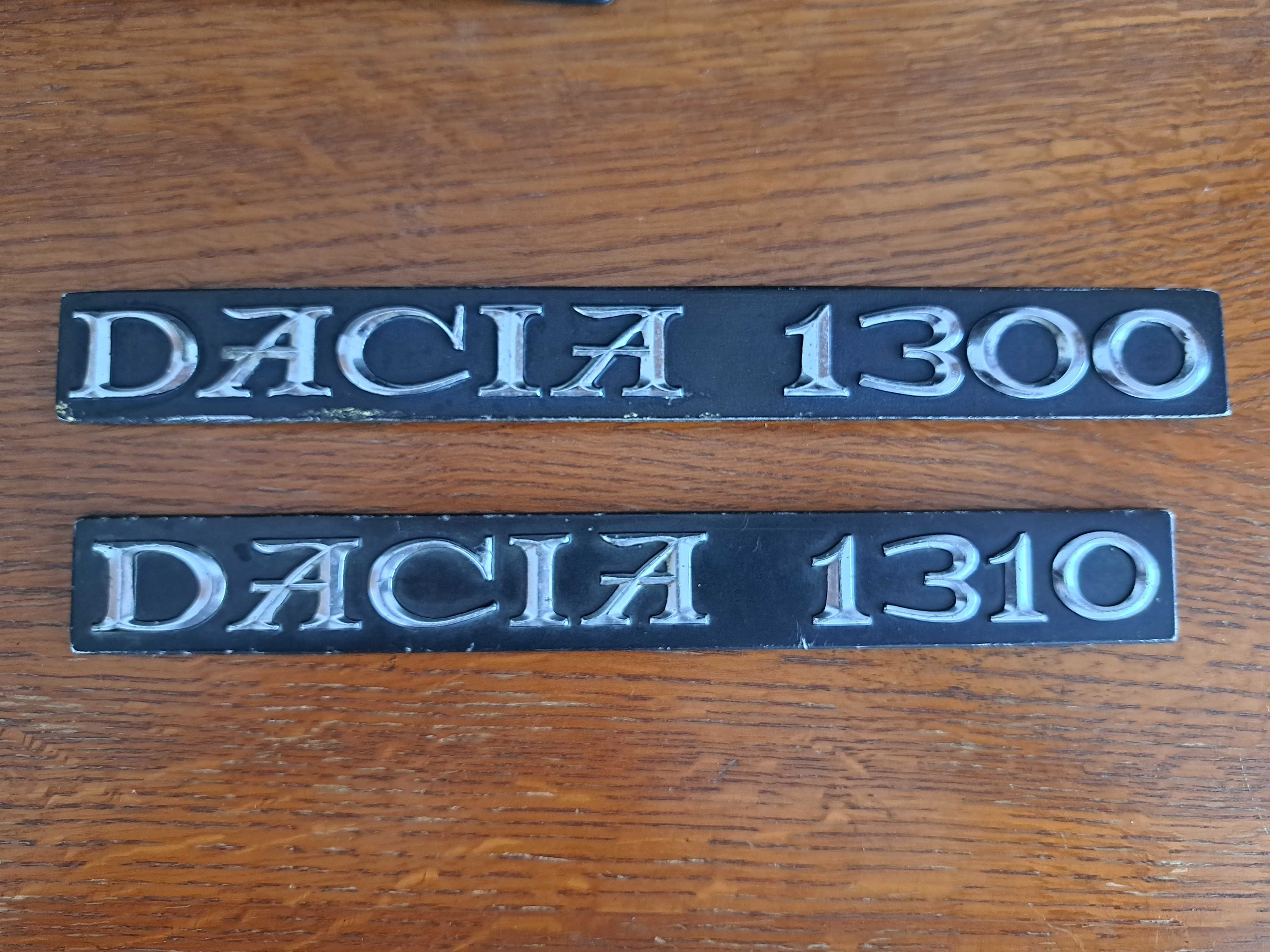 Dacia 1300/1310/1410 Oltcit, embleme, lampi semnalizare, far de ceata