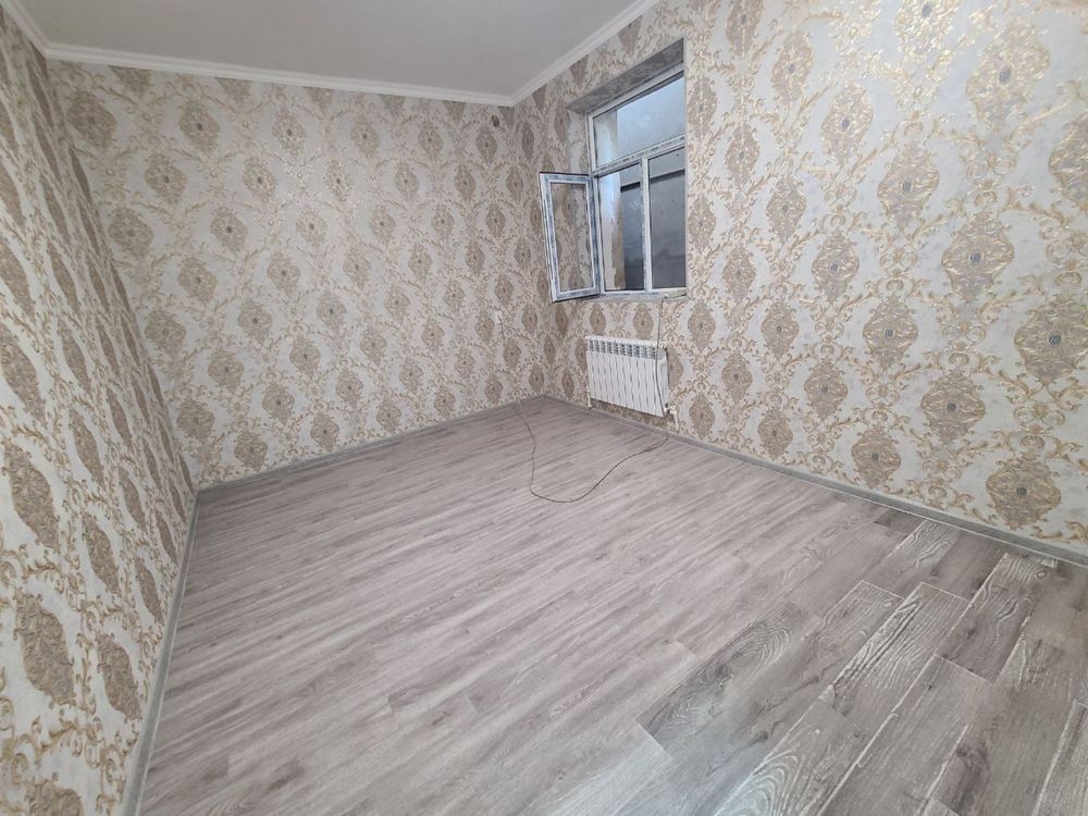 Добротный дом свой, в частном секторе