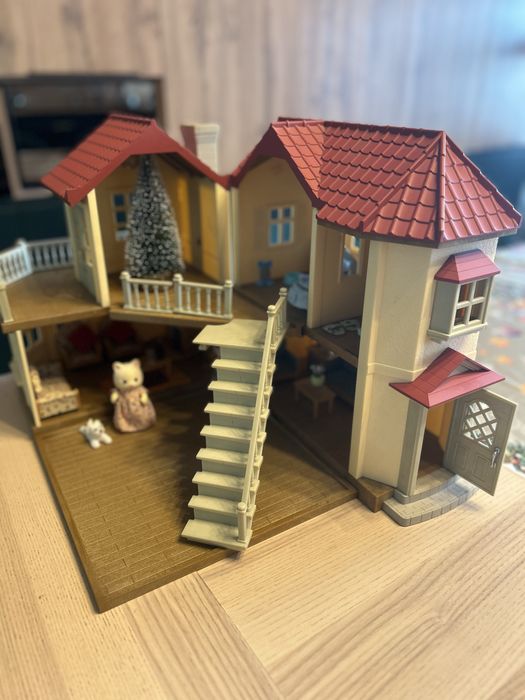 Кукольный домик серии Sylvanian Families ( оригинал)