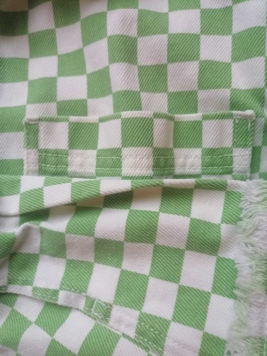 Ново дънковото яке BERSHKA