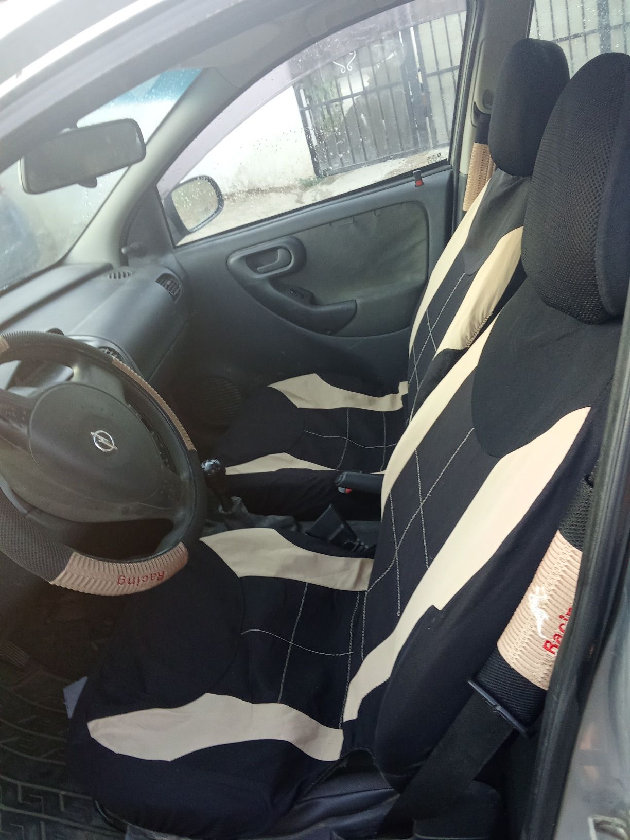 Vând Opel CORSA motor 1,2