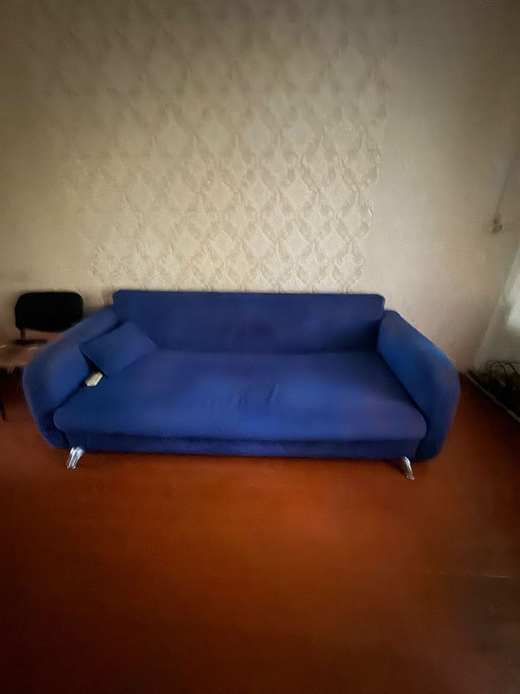 Диван и шкаф срочно