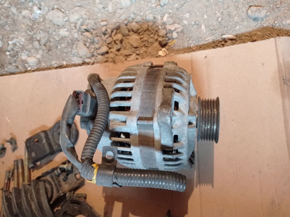 Генератор от Митсубиси диамонд