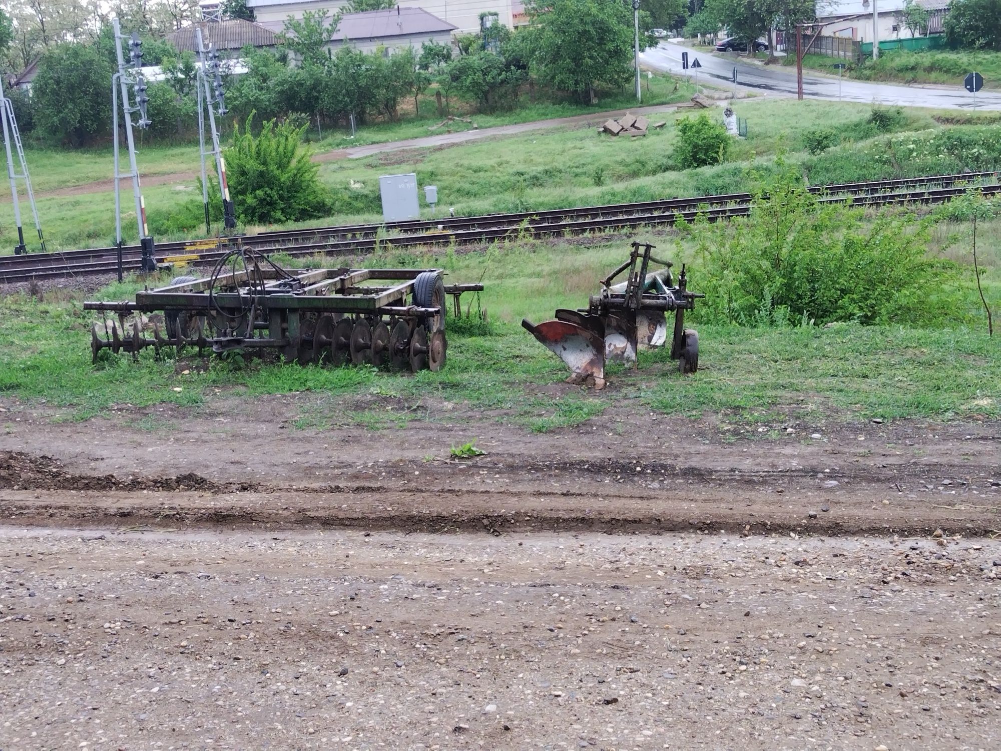 Vând Tractor U650 M