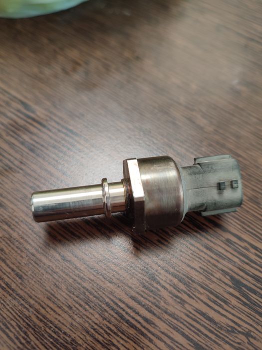 Senzor presiune combustibil Renault 166398000R