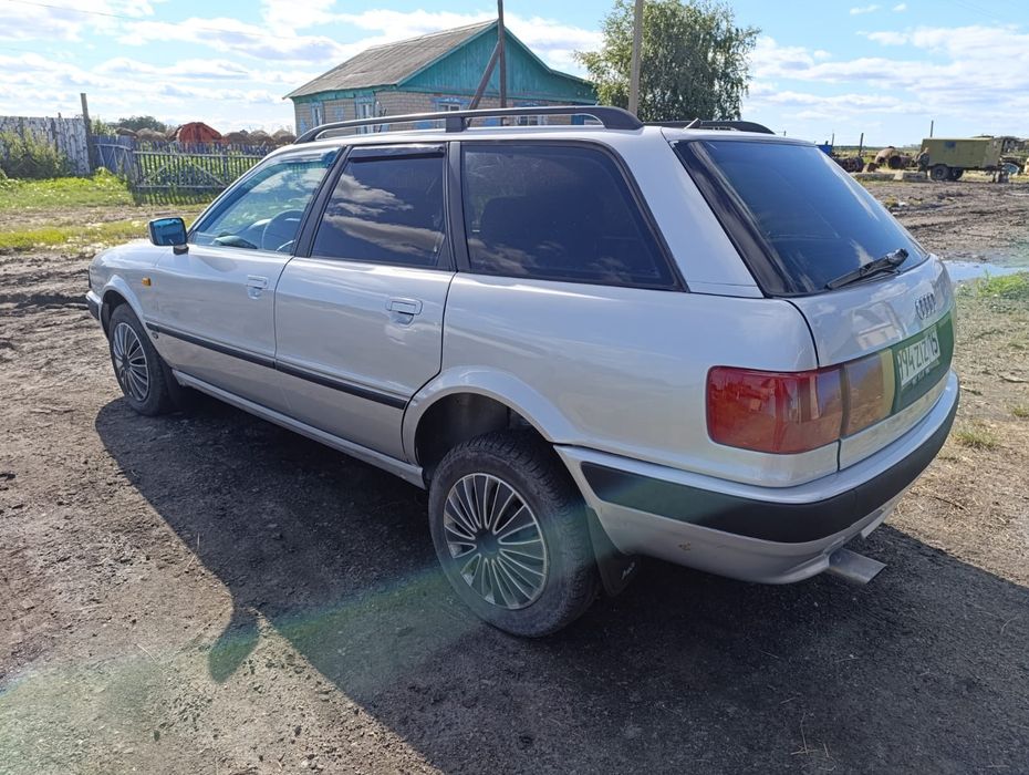 Продам Ауди Б4 универсал