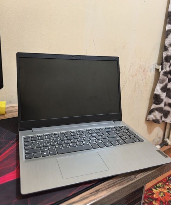 Ноутбук Леново 2021 года