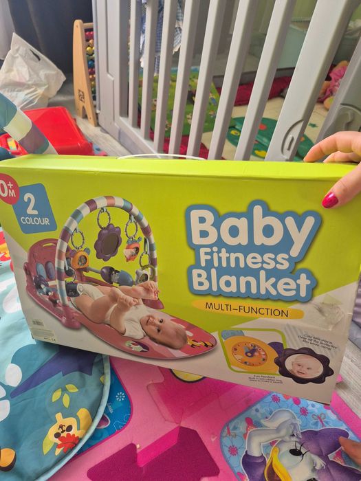 Vand centru de activitati si pian multifunctional 4 in 1 nou