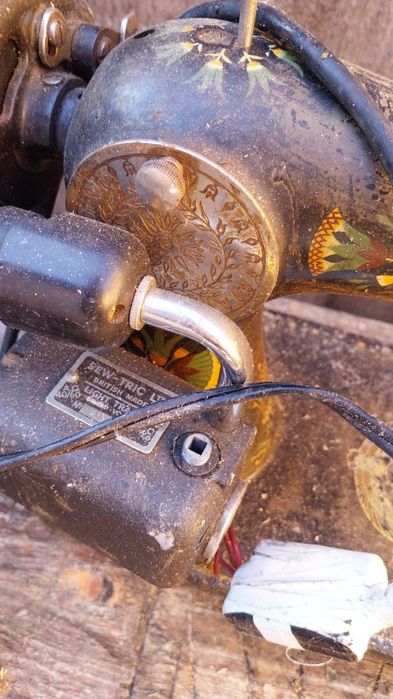 Mașina de cusut originala