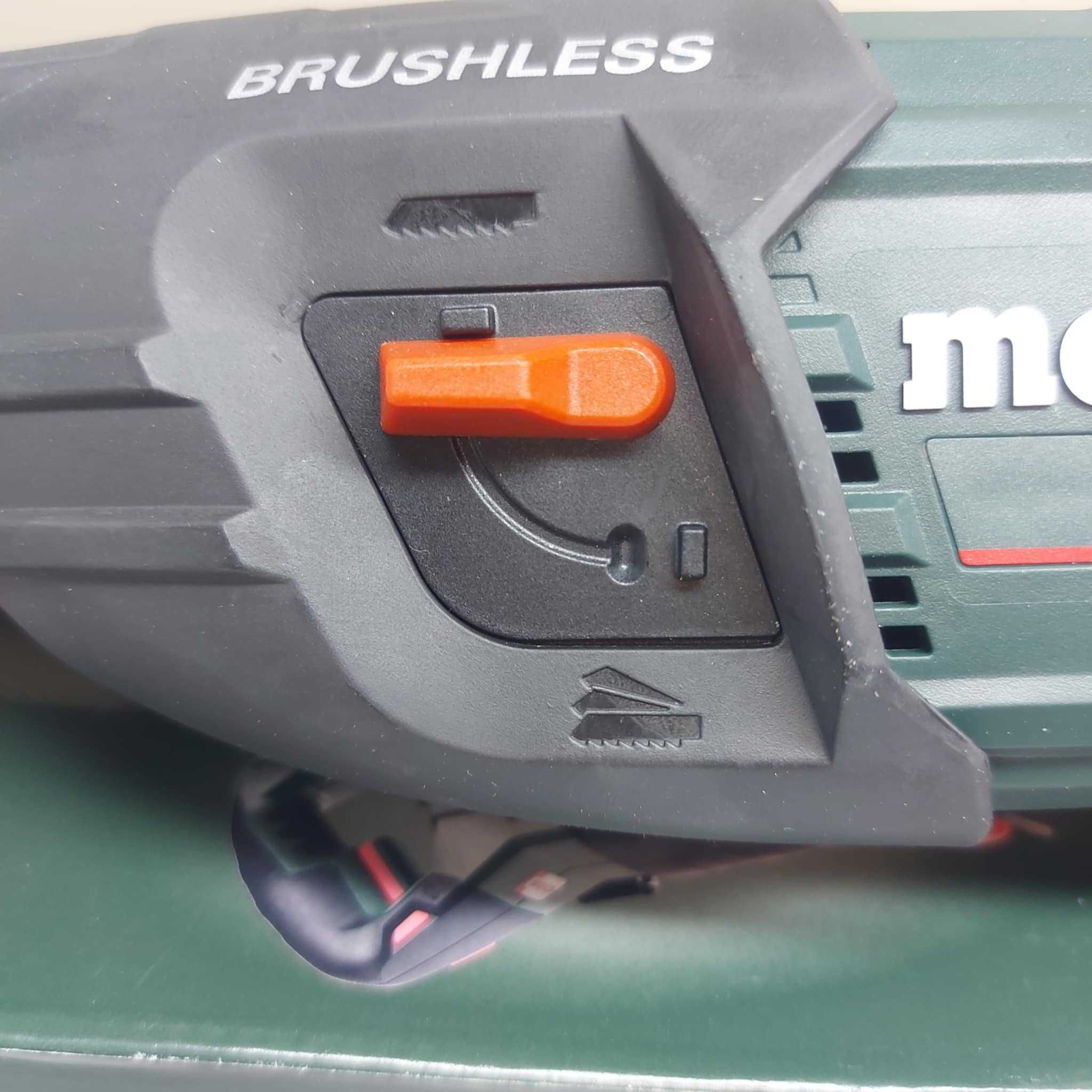Акумулаторен саблен трион Metabo SSEP 18 LT BL