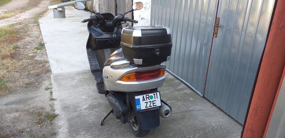 Scuter Suzuki Burgman 150