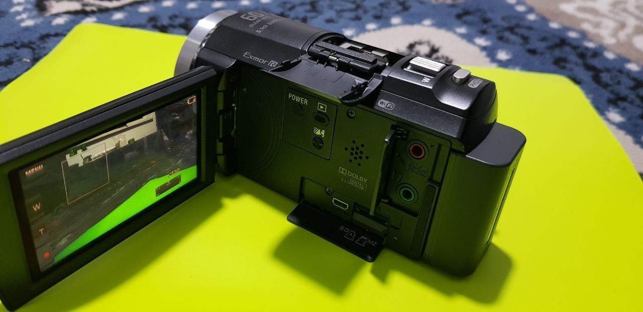 Sony HDR-CX530 Videocam
