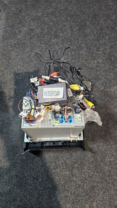 Navigatie dedicata Audi TT 8J
Stare buna de functionare 
Se vinde exa