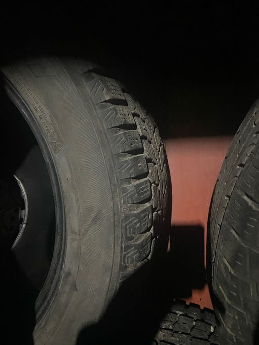 Зимние шины нокиан R16